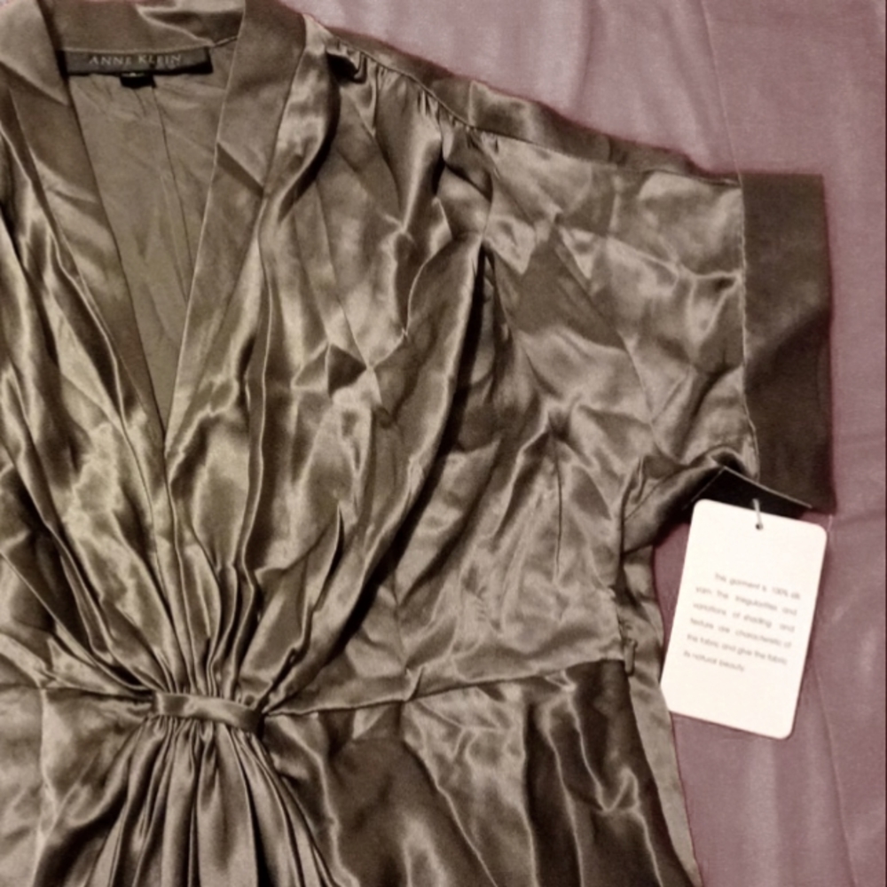 Women Silk Blouse - Picture 1 of 6